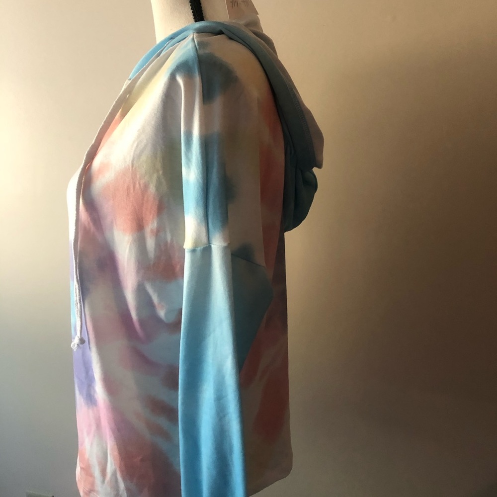 Last One!! small tie dye hoodie sweatshirt v neck - Picture 3 of 10